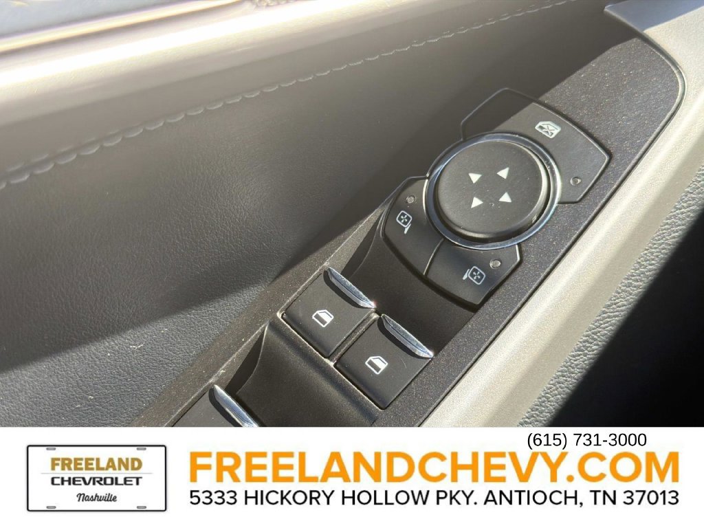 Used 2021 Ford Explorer XLT w/ Equipment Group 202A AWD/4WD image 31