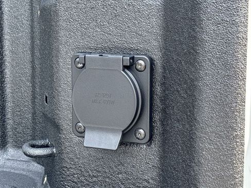 New 2025 GMC Sierra 1500 SLE w/ Preferred Package image 48