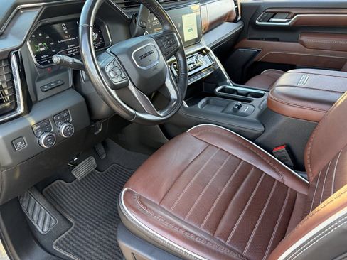 Used 2025 GMC Sierra 2500 Denali Ultimate AWD/4WD image 19
