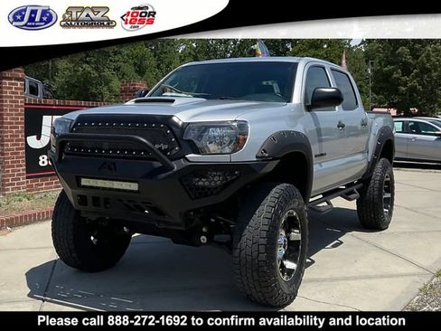 Used 2013 Toyota Tacoma 4x4 Double Cab w/ Convenience Pkg image 3