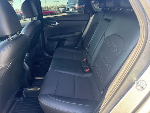 Used 2024 Kia Forte GT-Line w/ GT-Line Premium Package image 15