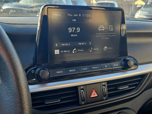 Certified 2023 Kia Forte LXS w/ LXS Technology Package image 18