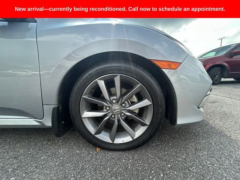 Used 2019 Honda Civic EX-L image 4