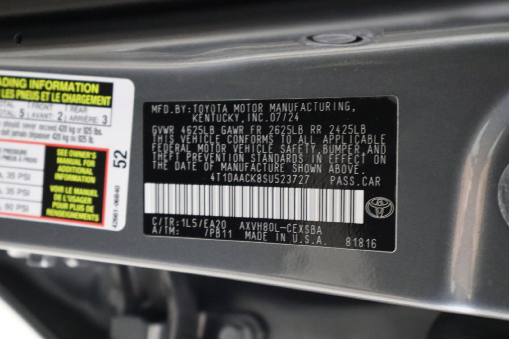 Used 2025 Toyota Camry SE FWD image 39