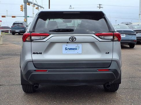 Used 2023 Toyota RAV4 LE FWD image 7