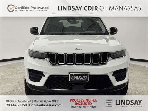 Certified 2023 Jeep Grand Cherokee Laredo image 2