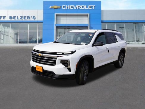 New 2026 Chevrolet Traverse LT w/ Driver Confidence Package image 7