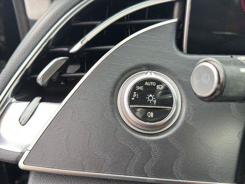Used 2025 Mercedes-Benz E 350 4MATIC Sedan w/ Winter Package image 13