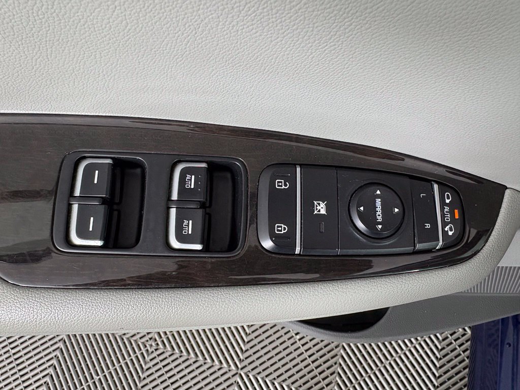 Used 2016 Kia Optima EX w/ Premium Package FWD image 14