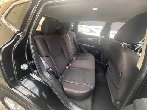 Used 2020 Nissan Rogue Sport S w/ Appearance Package image 16