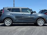 New 2025 Kia Soul S image 3