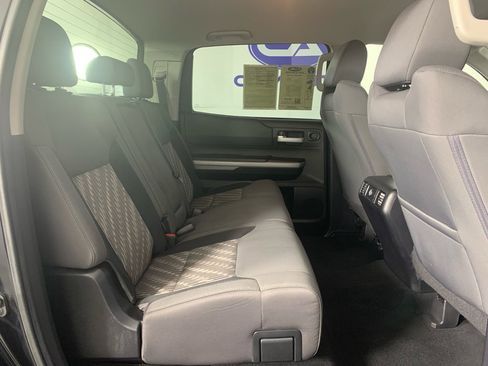 Used 2019 Toyota Tundra SR5 w/ SR5 Upgrade Package image 39