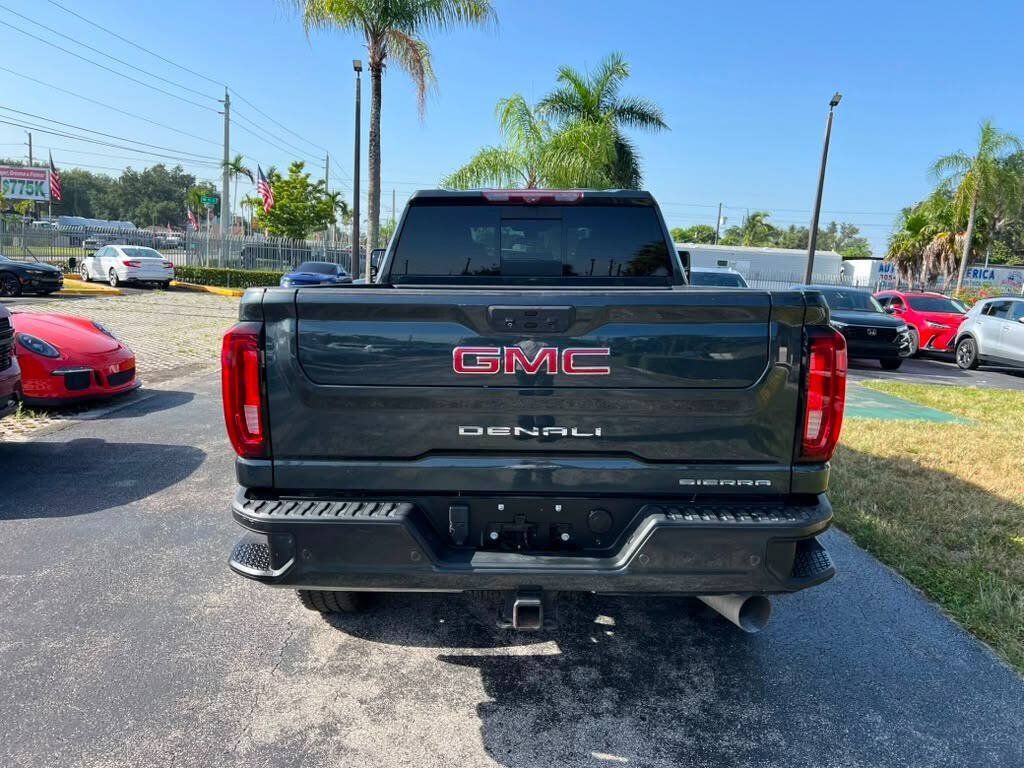 Used 2022 GMC Sierra 3500 Denali w/ Denali Ultimate Package AWD/4WD image 6