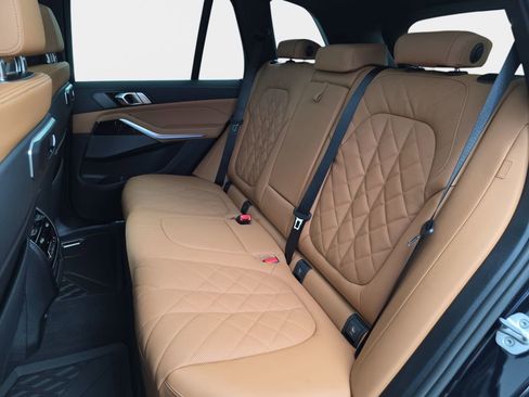 New 2026 BMW X5 xDrive50e image 14