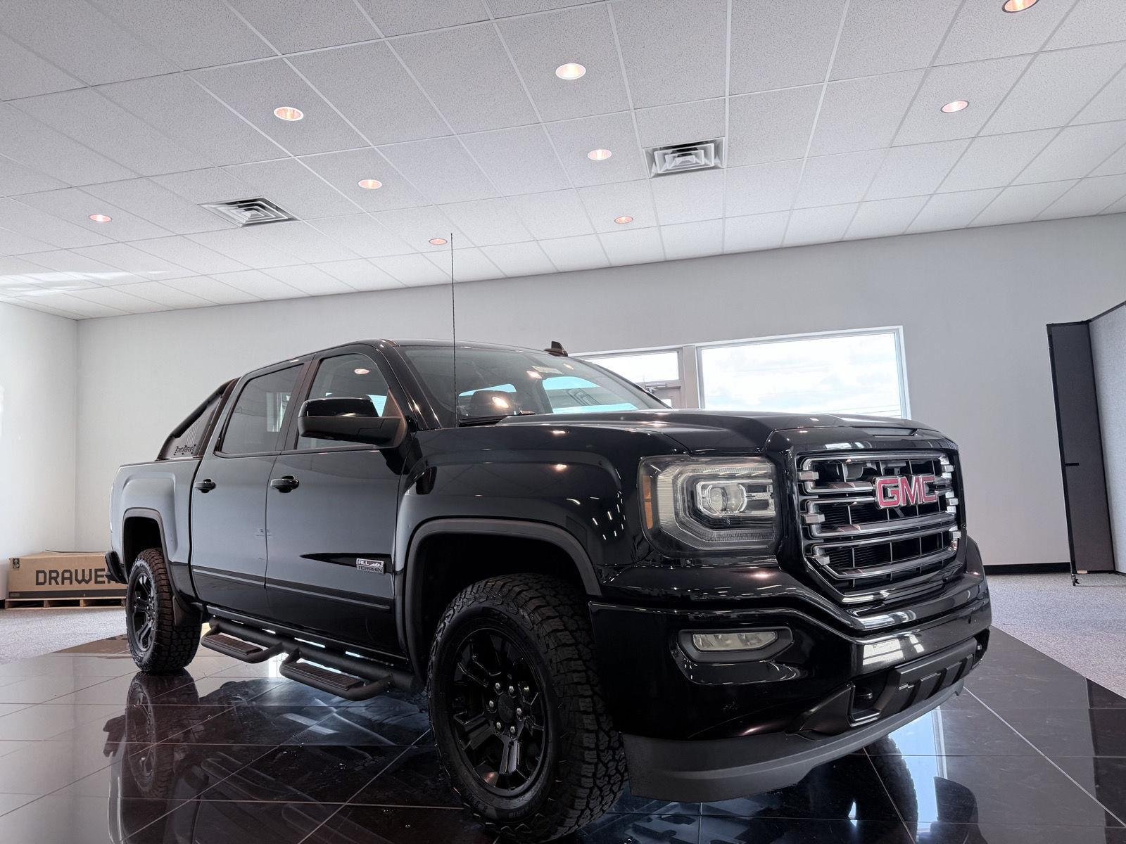 Used 2016 GMC Sierra 1500 SLT w/ All Terrain X Package AWD/4WD image 9