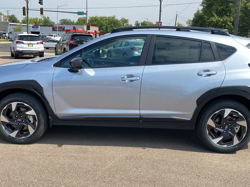 Used 2025 Subaru Crosstrek 2.5i Limited w/ Crosstrek Mirror Package image 8