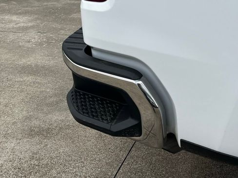New 2026 Chevrolet Silverado 1500 LT w/ Texas Edition Plus RWD image 12