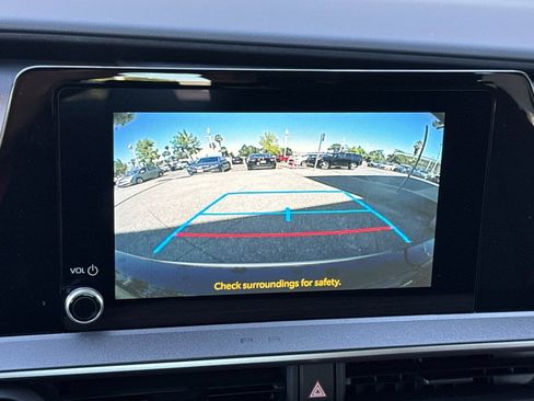 New 2026 Toyota Prius Plug-In Hybrid FWD image 21