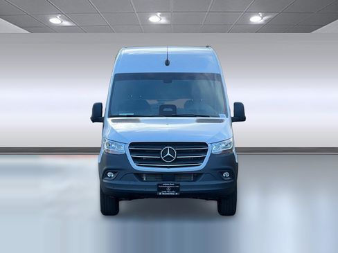 New 2026 Mercedes-Benz Sprinter 2500 image 5