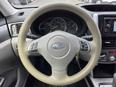 Used 2012 Subaru Forester 2.5X Premium image 11