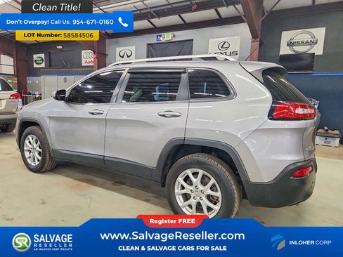 Used 2014 Jeep Cherokee Latitude w/ Cold Weather Group AWD/4WD image 3