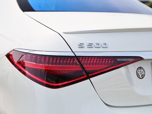 Used 2022 Mercedes-Benz S 500 4MATIC image 11