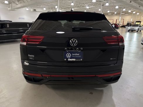 Certified 2023 Volkswagen Atlas Cross Sport SEL R-Line AWD/4WD image 7