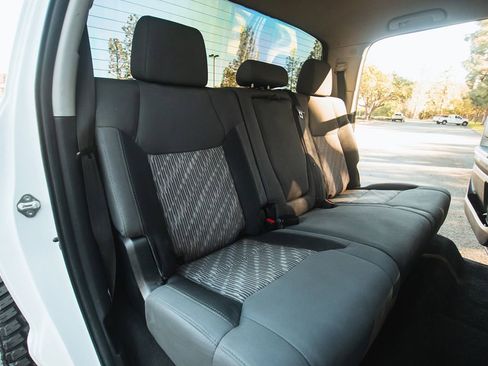 Used 2018 Toyota Tundra SR5 image 29