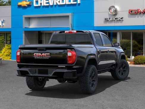 New 2025 GMC Canyon Elevation w/ Convenience Package image 4