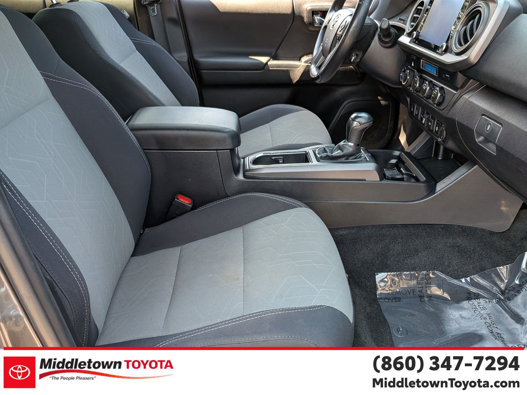 Used 2021 Toyota Tacoma TRD Sport w/ Technology Package AWD/4WD image 34