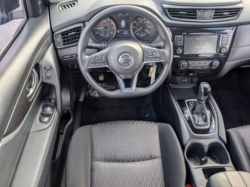 Used 2019 Nissan Rogue S image 13