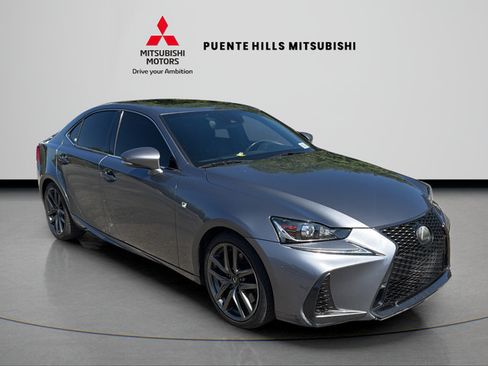 Used 2019 Lexus IS 300 F Sport w/ F Sport Package RWD image 3