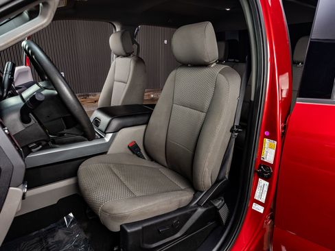 Used 2021 Ford F250 XLT w/ XLT Premium Package image 29