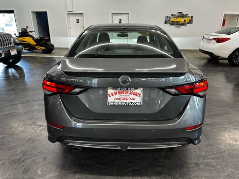 Used 2020 Nissan Sentra SR w/ Premium Package FWD image 6