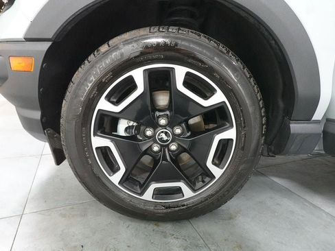 Used 2023 Ford Bronco Sport Outer Banks w/ Tech Package AWD/4WD image 36