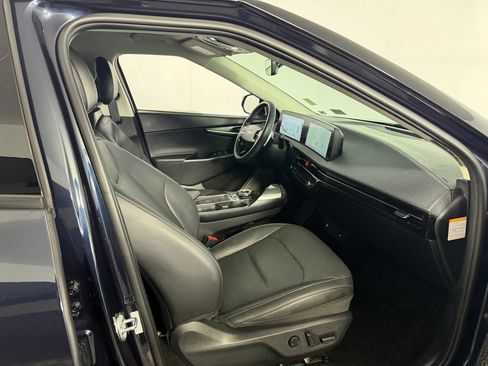 Used 2023 Kia EV6 Wind w/ Wind Technology Package AWD/4WD image 31