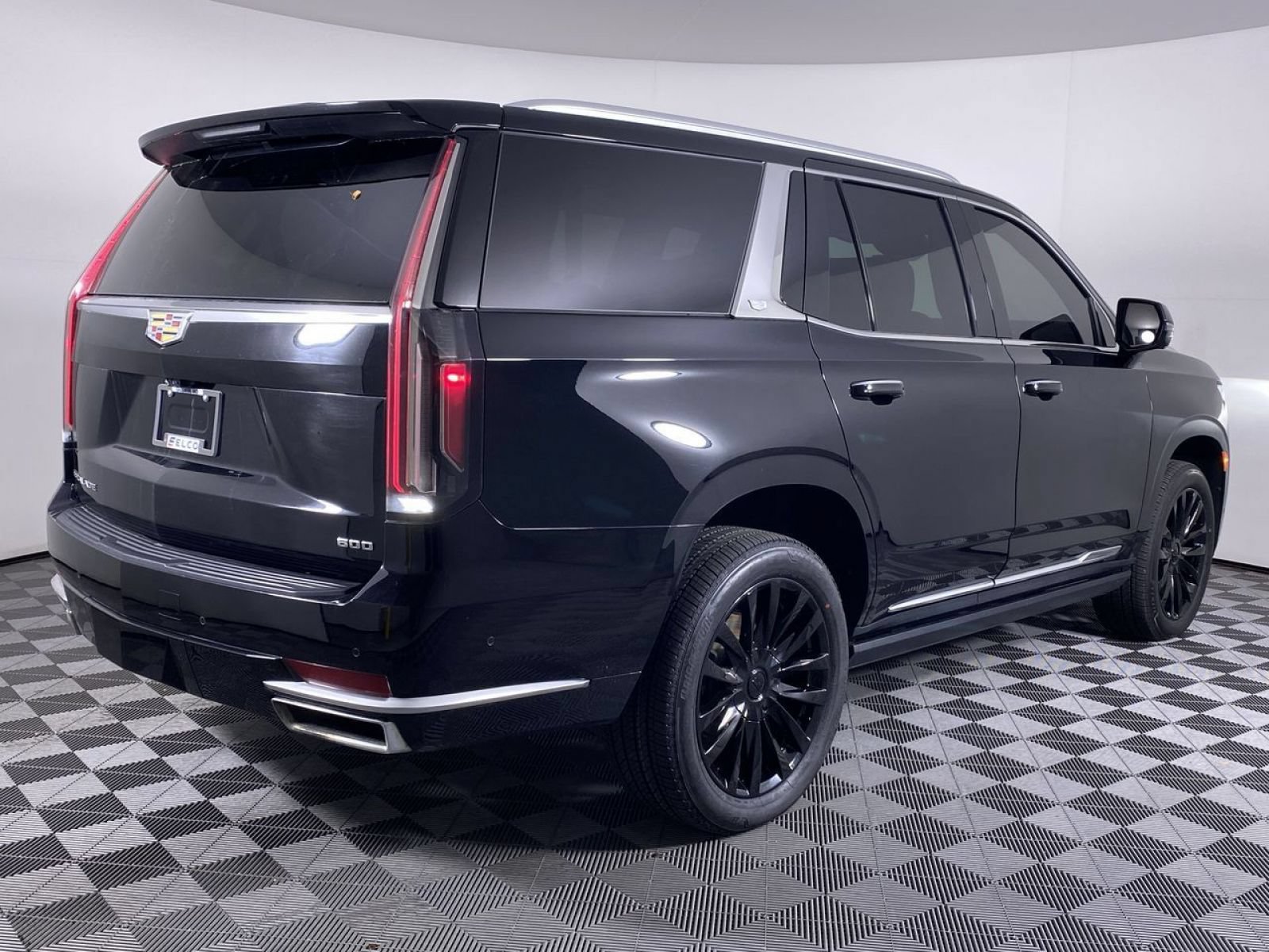 Certified 2023 Cadillac Escalade Premium Luxury w/ Performance Package AWD/4WD image 21