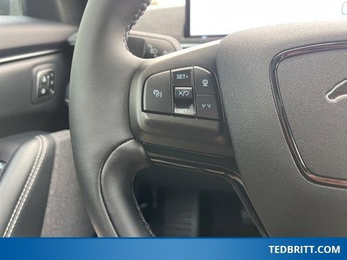 Used 2023 Ford Mustang Mach-E Premium image 30