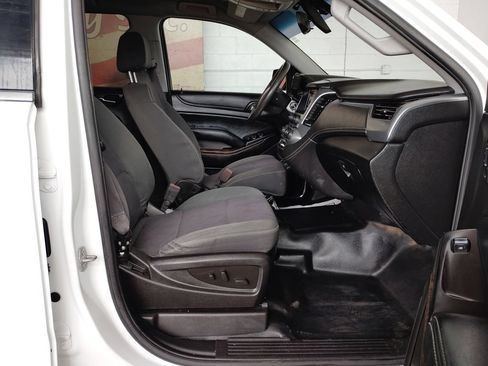 Used 2016 Chevrolet Tahoe 4WD image 11