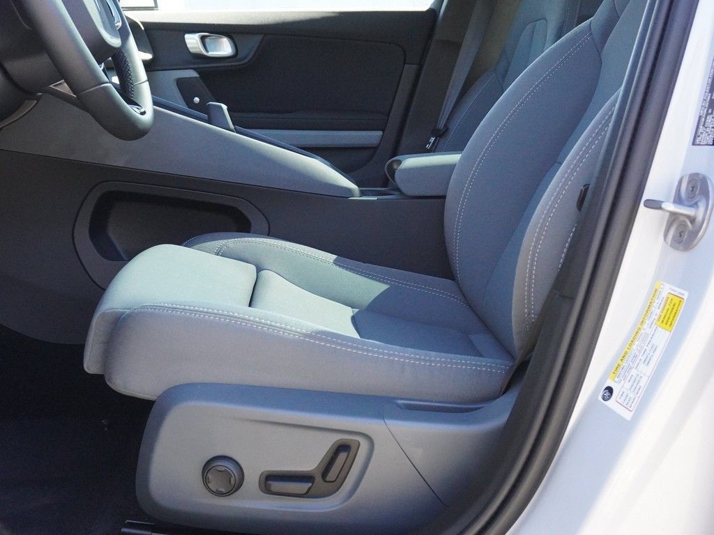 Used 2024 Polestar Polestar 2 AWD/4WD image 27