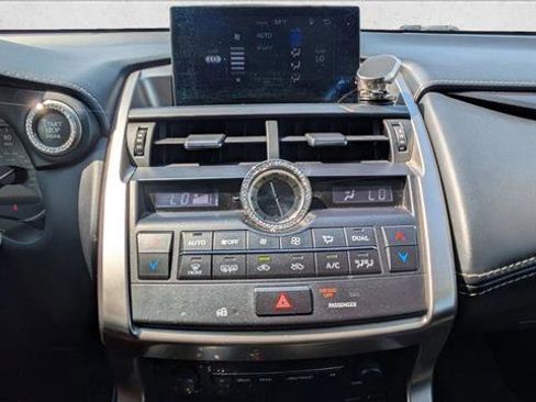 Used 2016 Lexus NX 200t image 17