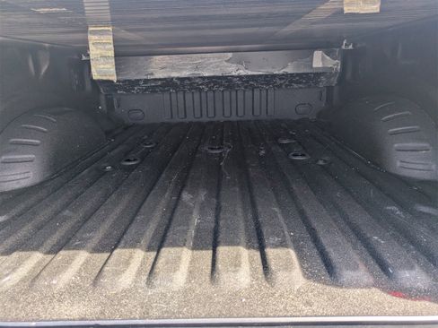 Used 2024 Ford F250 Platinum image 12