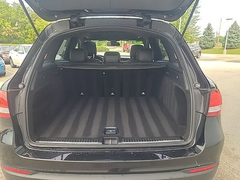 Used 2018 Mercedes-Benz GLC 300 4MATIC image 21