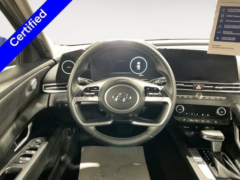 Certified 2023 Hyundai Elantra SEL w/ Convenience Package FWD image 13