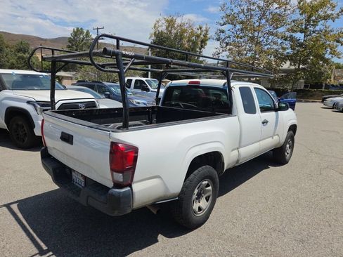 Used 2023 Toyota Tacoma SR RWD image 5