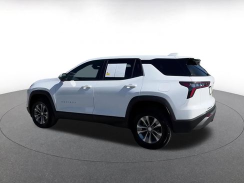 Used 2025 Chevrolet Equinox LT image 10