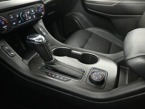 Used 2019 GMC Acadia SLT image 33