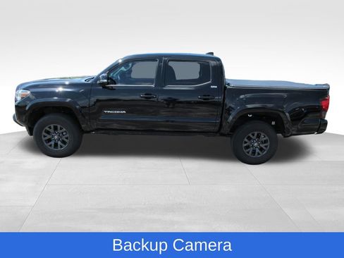 Used 2023 Toyota Tacoma SR5 w/ Technology Package AWD/4WD image 2