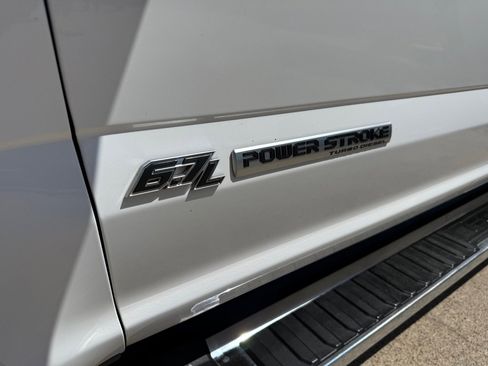 Used 2021 Ford F250 XLT w/ XLT Premium Package AWD/4WD image 10