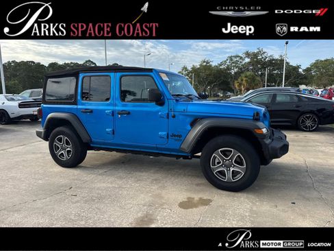 Certified 2021 Jeep Wrangler Unlimited Sport AWD/4WD image 1